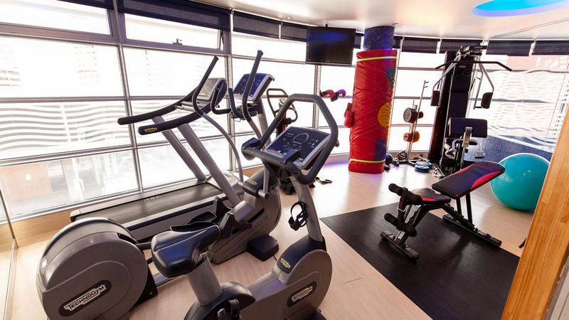 Gym p Centric Atiram hotell